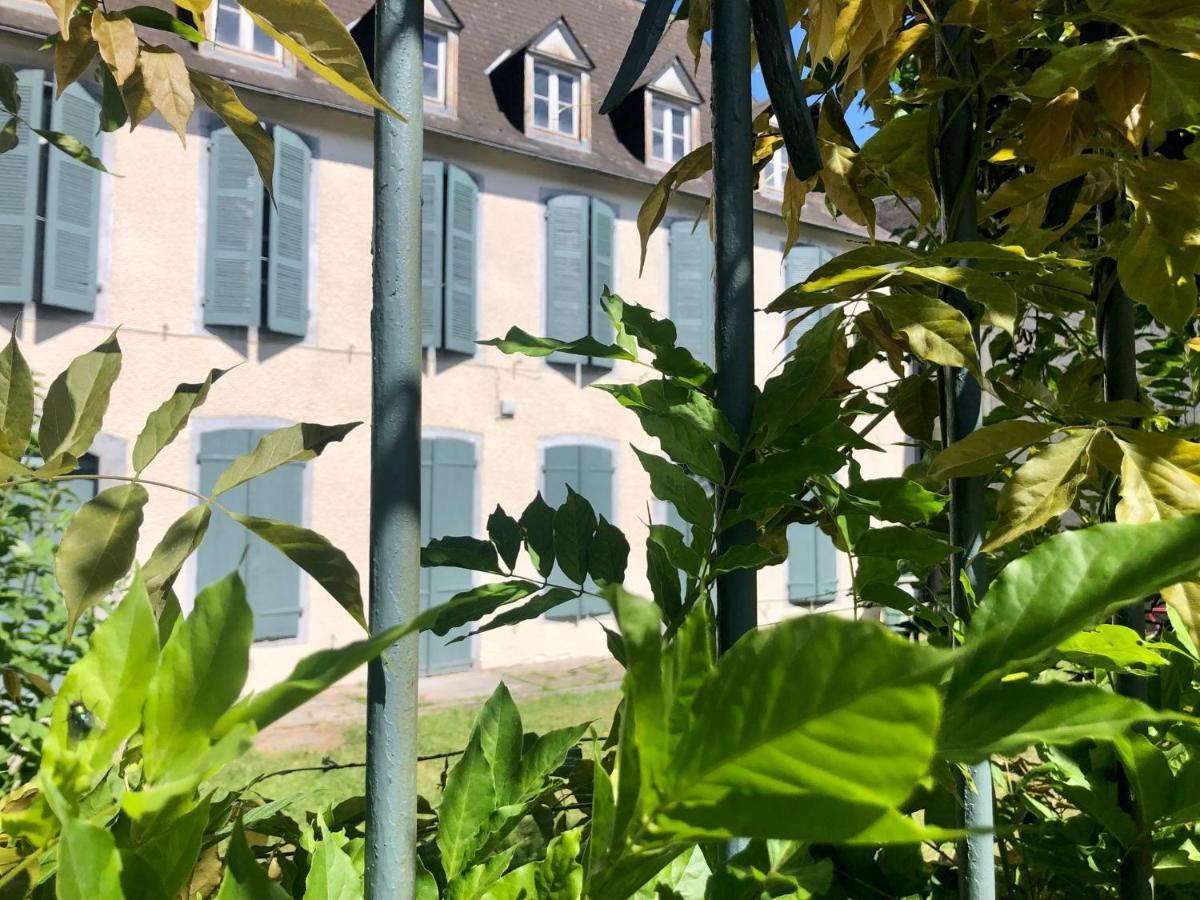 Une Maison De Famille Oloron-Sainte-Marie Buitenkant foto